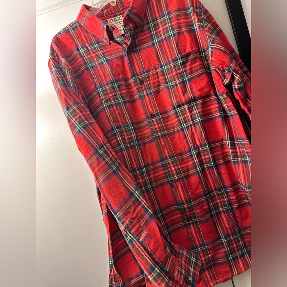 LLBean Slightly Fitted Flannel - Picture 3 of 3